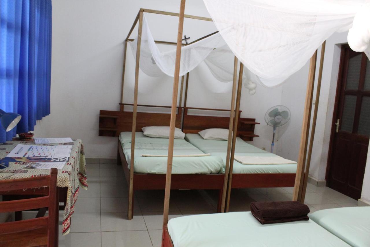 Centre Lucien Botovasoa Bed & Breakfast Antsiranana Екстериор снимка