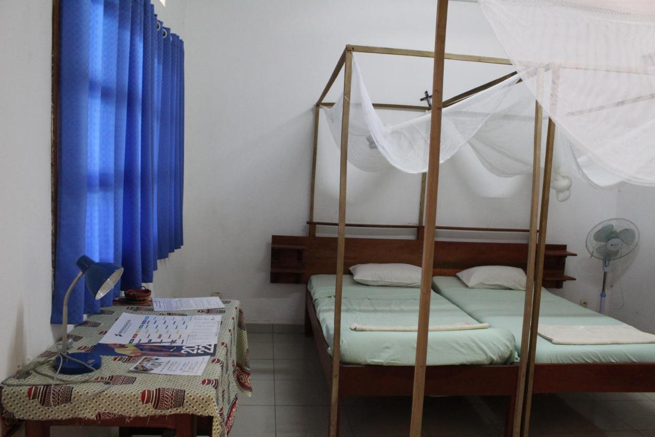 Centre Lucien Botovasoa Bed & Breakfast Antsiranana Екстериор снимка