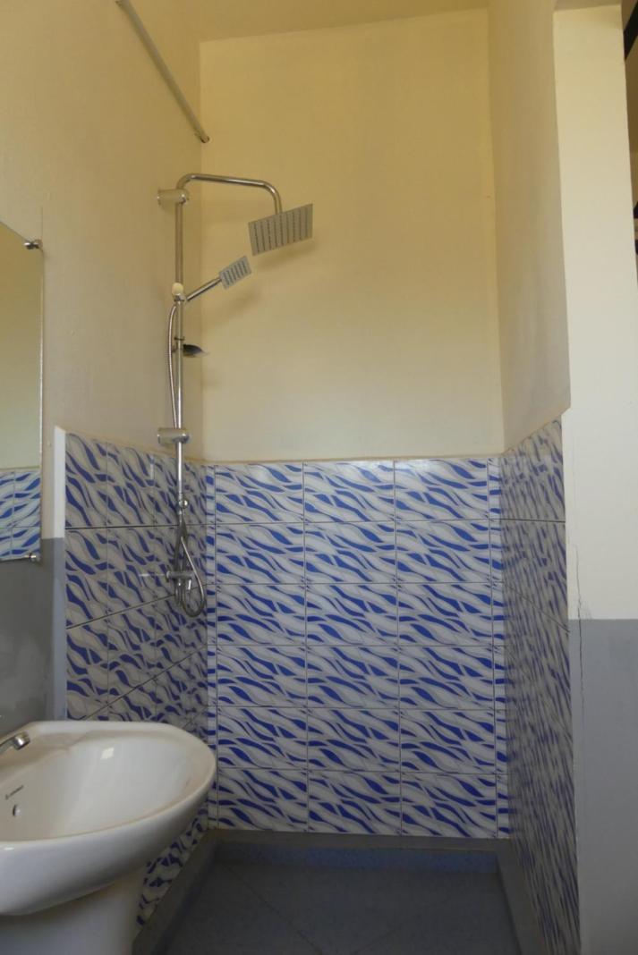 Centre Lucien Botovasoa Bed & Breakfast Antsiranana Екстериор снимка