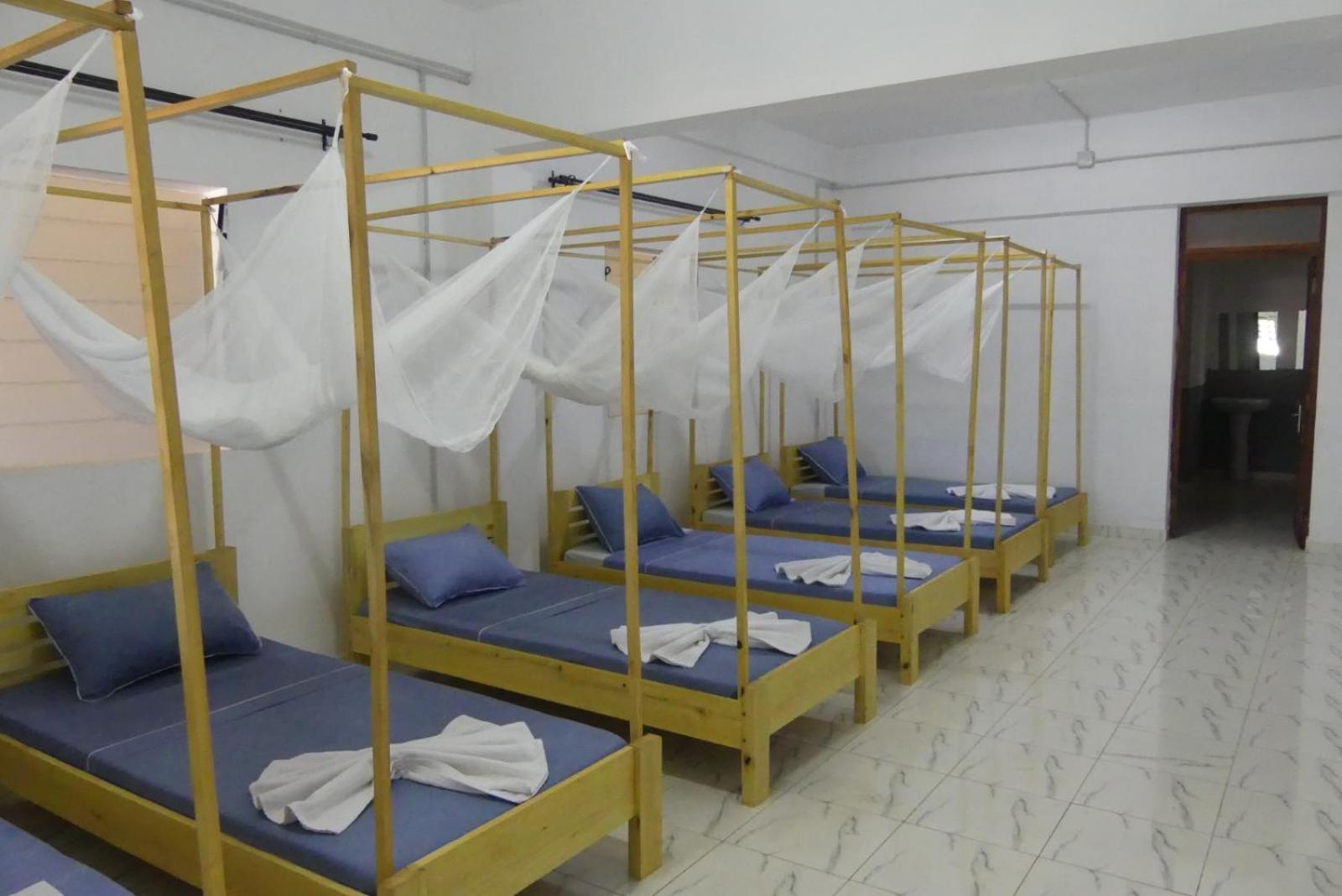 Centre Lucien Botovasoa Bed & Breakfast Antsiranana Екстериор снимка